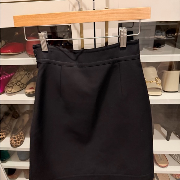 Gucci Black Pearl-Button Pencil Skirt - Picture 9 of 11